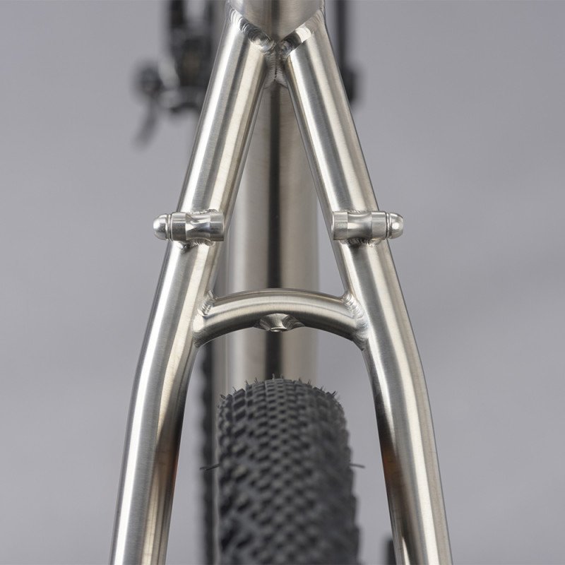 Vélo gravel Genesis Croix de Fer Titane – Image 4